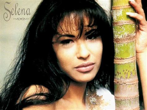 selena quintanilla photoshoot|Celebrating Selena: Fotos y Recuerdos